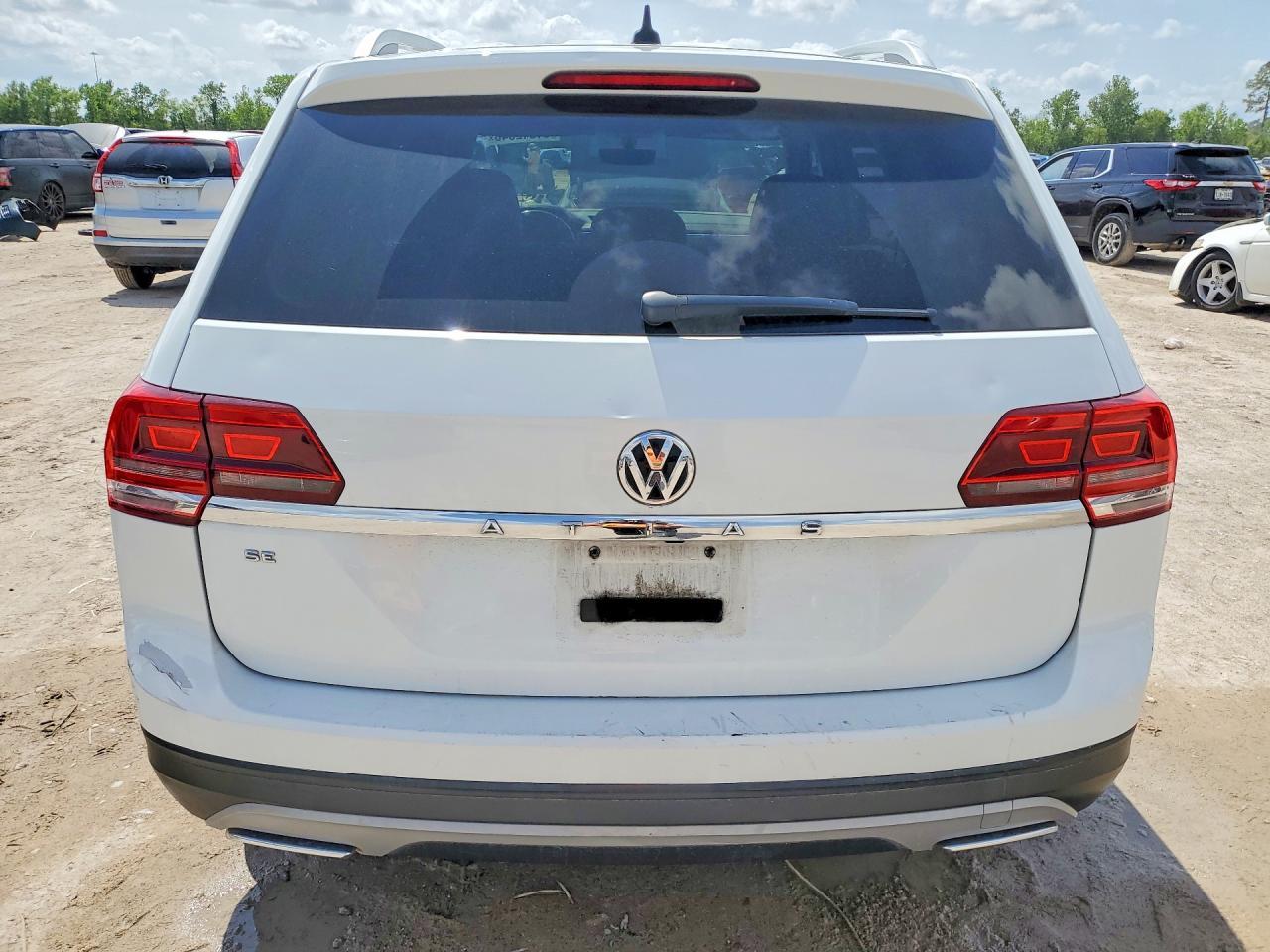 2019 Volkswagen Atlas Se - Image 6