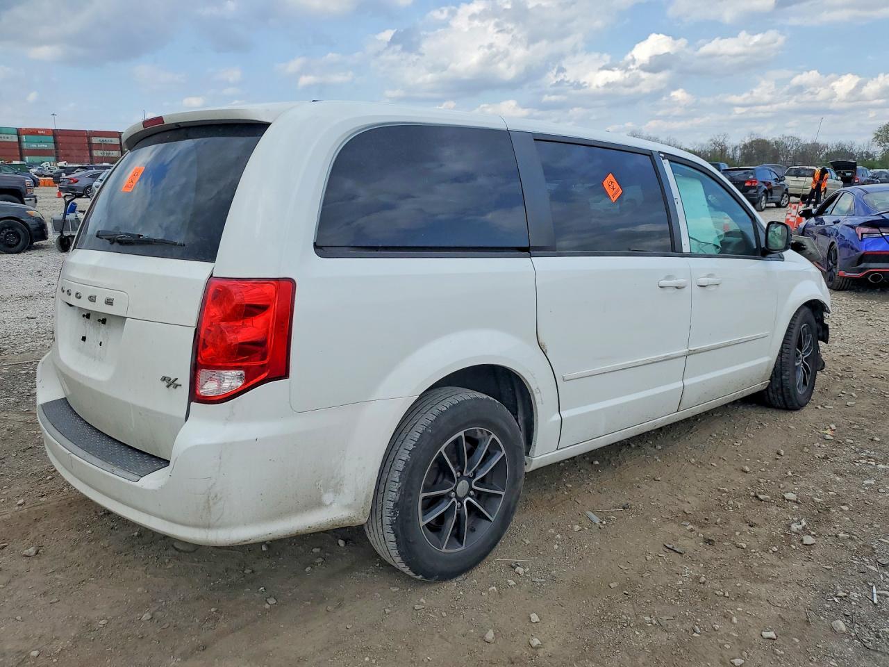 2015 Dodge Grand Caravan R - Фото 3