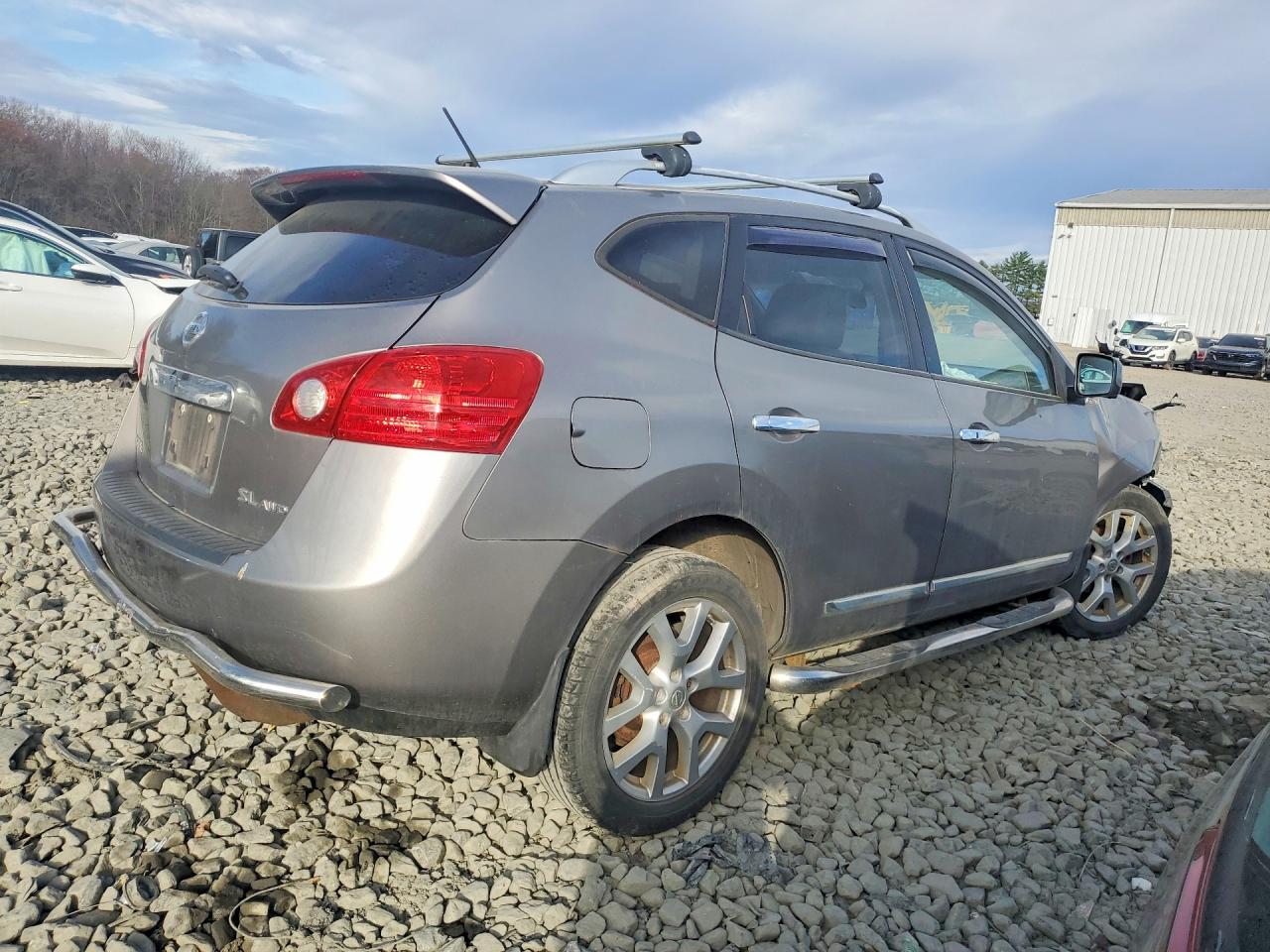 2012 Nissan Rogue S - Image 3