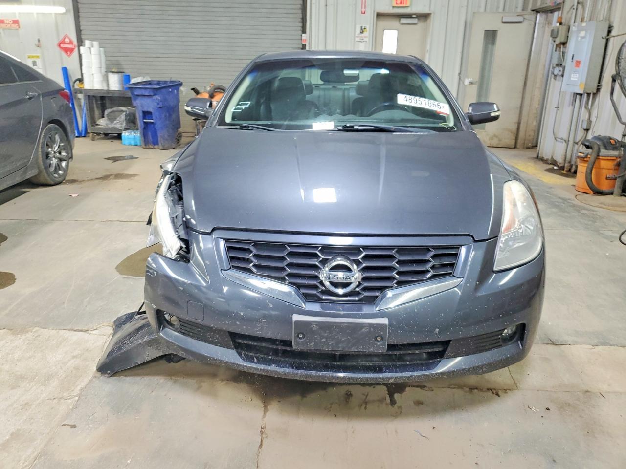 2009 Nissan Altima 3.5 Se - Image 5