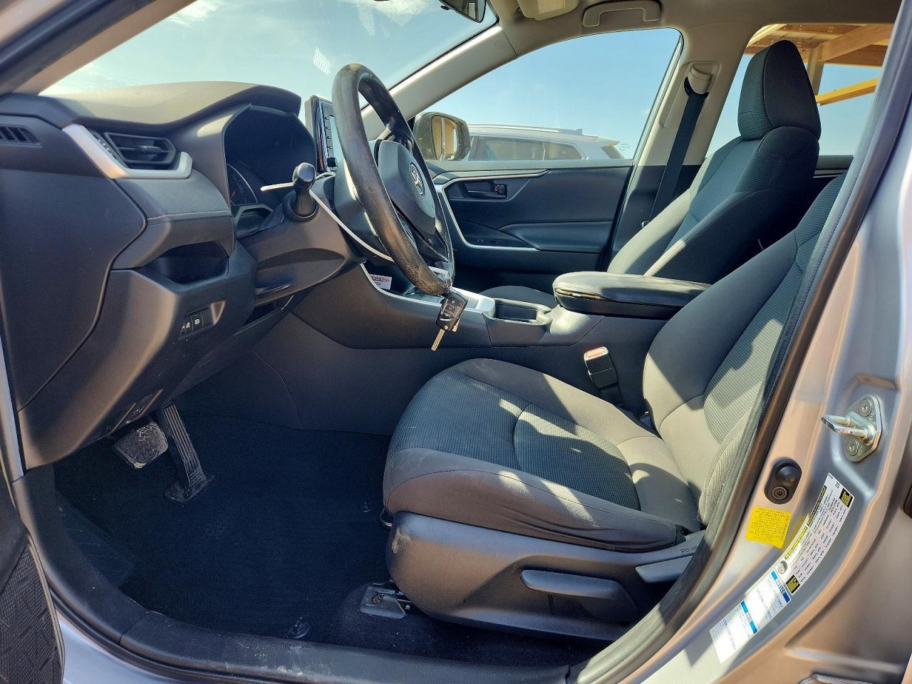 2020 Toyota Rav4 Le - Фото 7