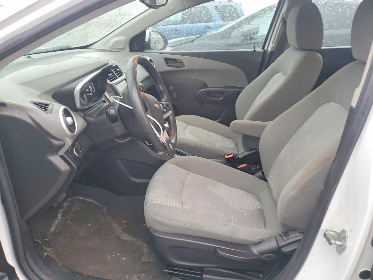 2019 Chevrolet Sonic - Image 7