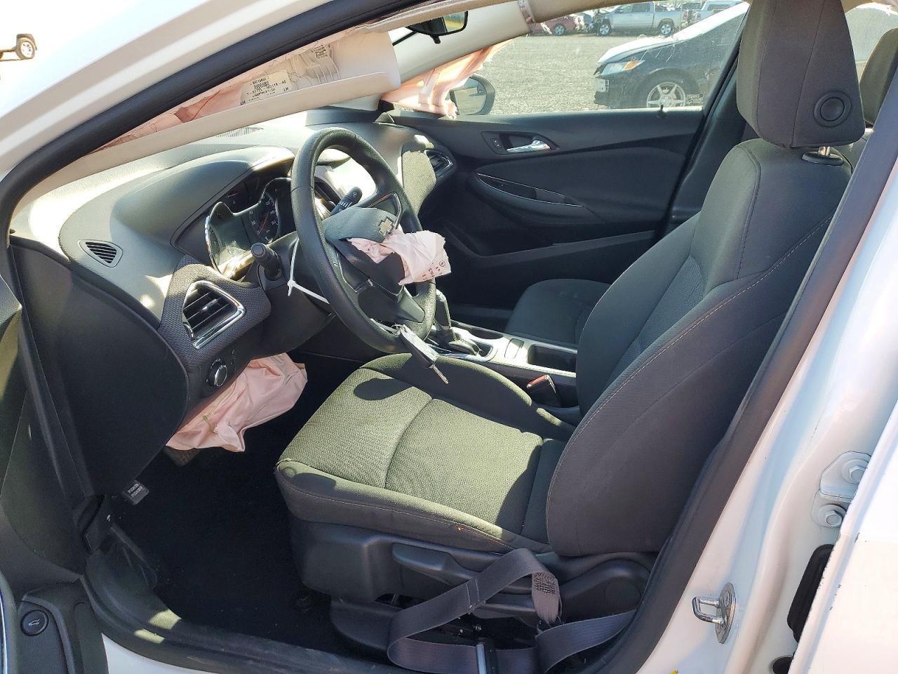 2017 Chevrolet Cruze Ls - Image 7