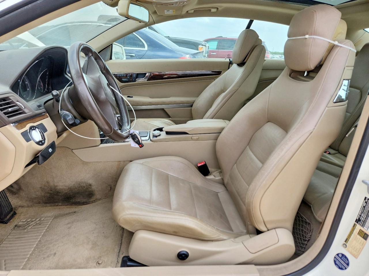 2010 Mercedes-Benz E 350 - Фото 7