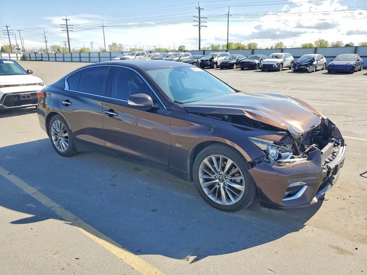 2018 Infiniti Q50 3.0T Luxe - Фото 4
