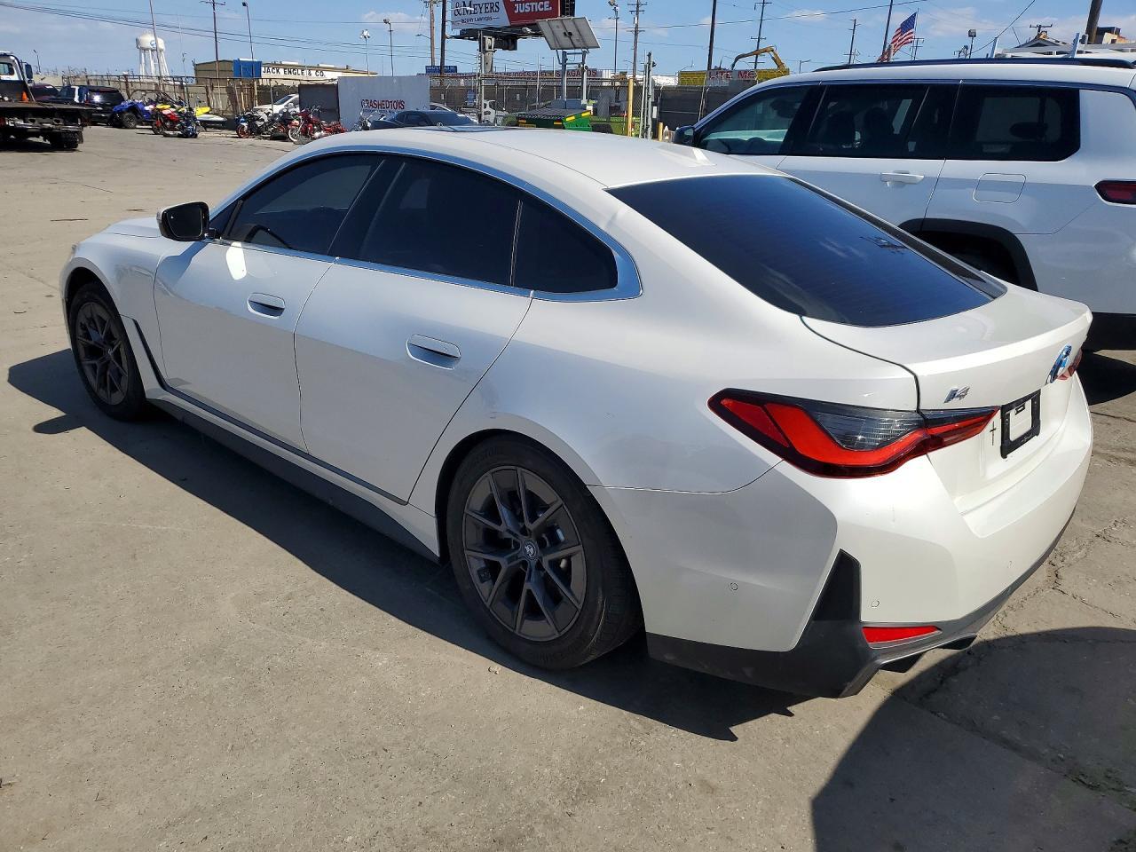 2024 BMW I4 Edrive 35 - Фото 2