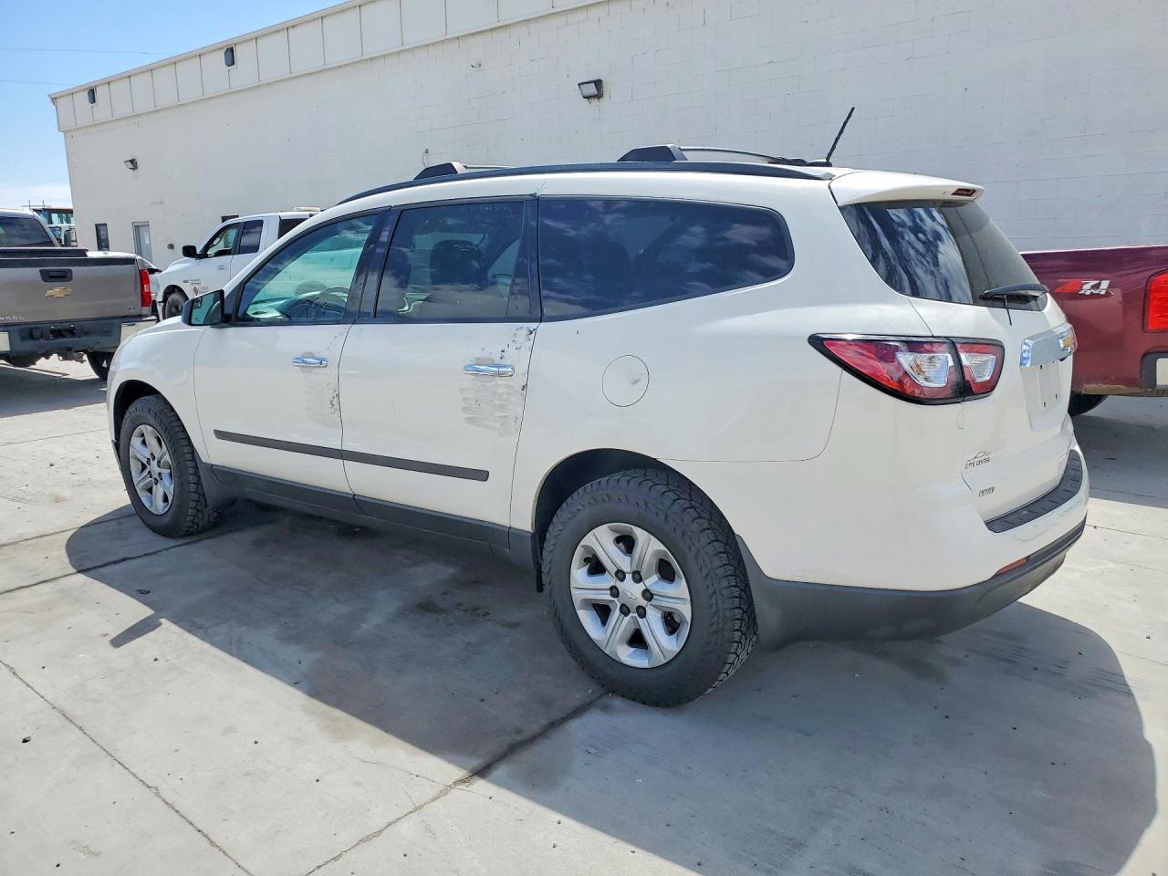 2014 Chevrolet Traverse Ls - Фото 2