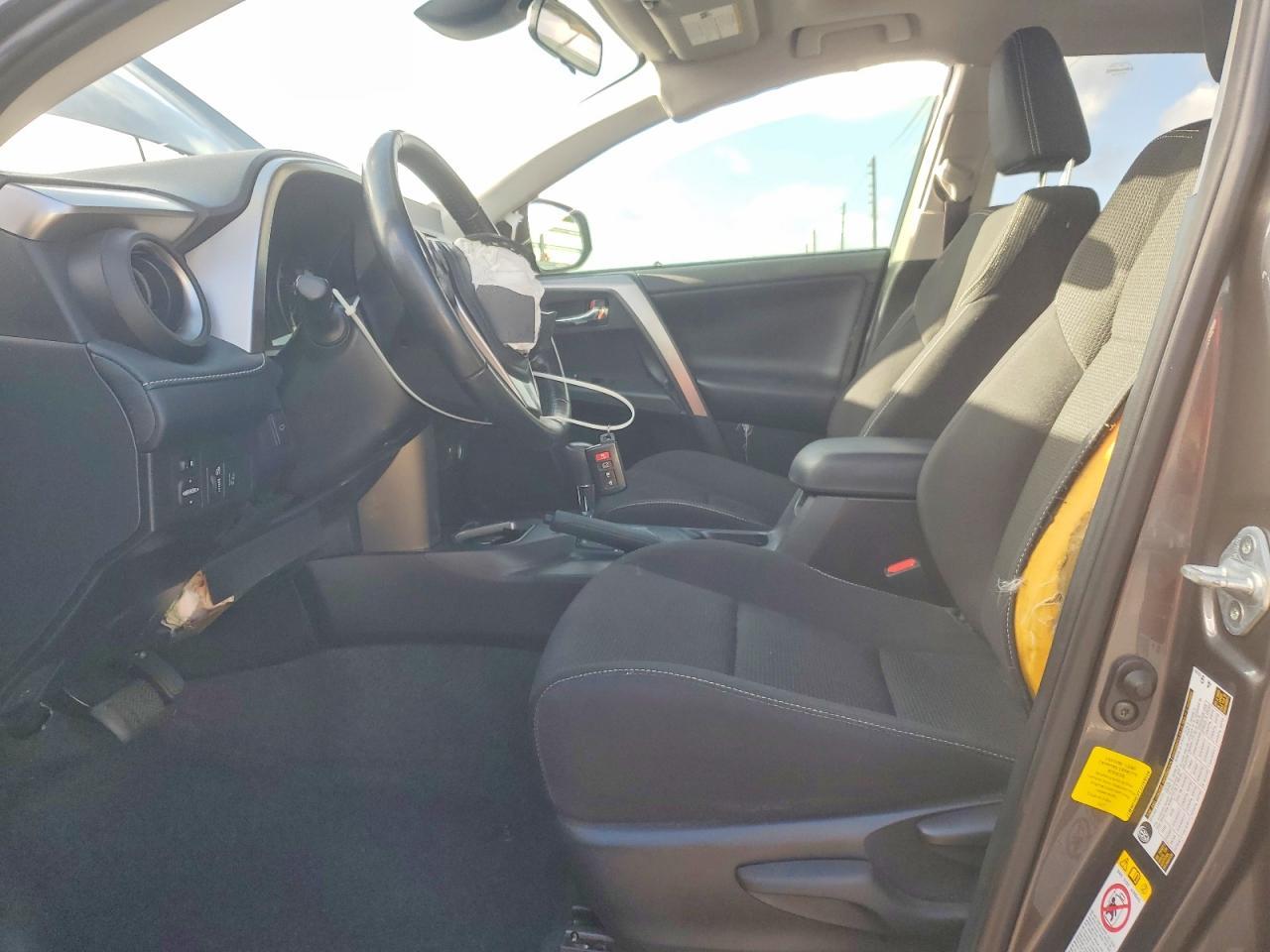 2018 Toyota Rav4 Xle - Image 7