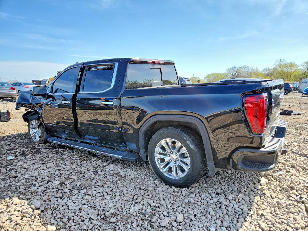 2024 GMC Sierra K1500 Denali - Image 2