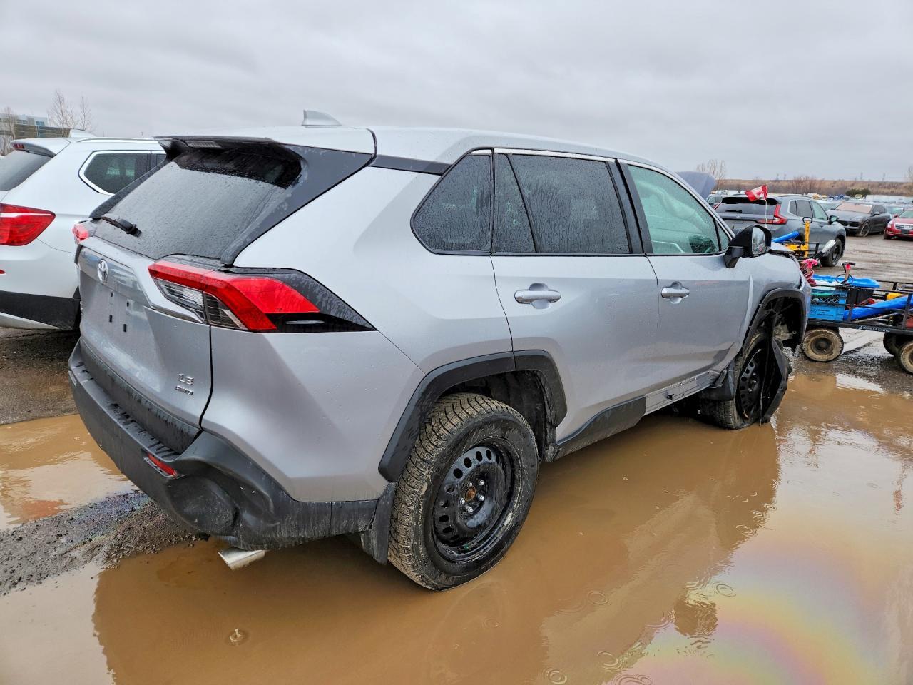 2025 Toyota Rav4 Le - Image 3