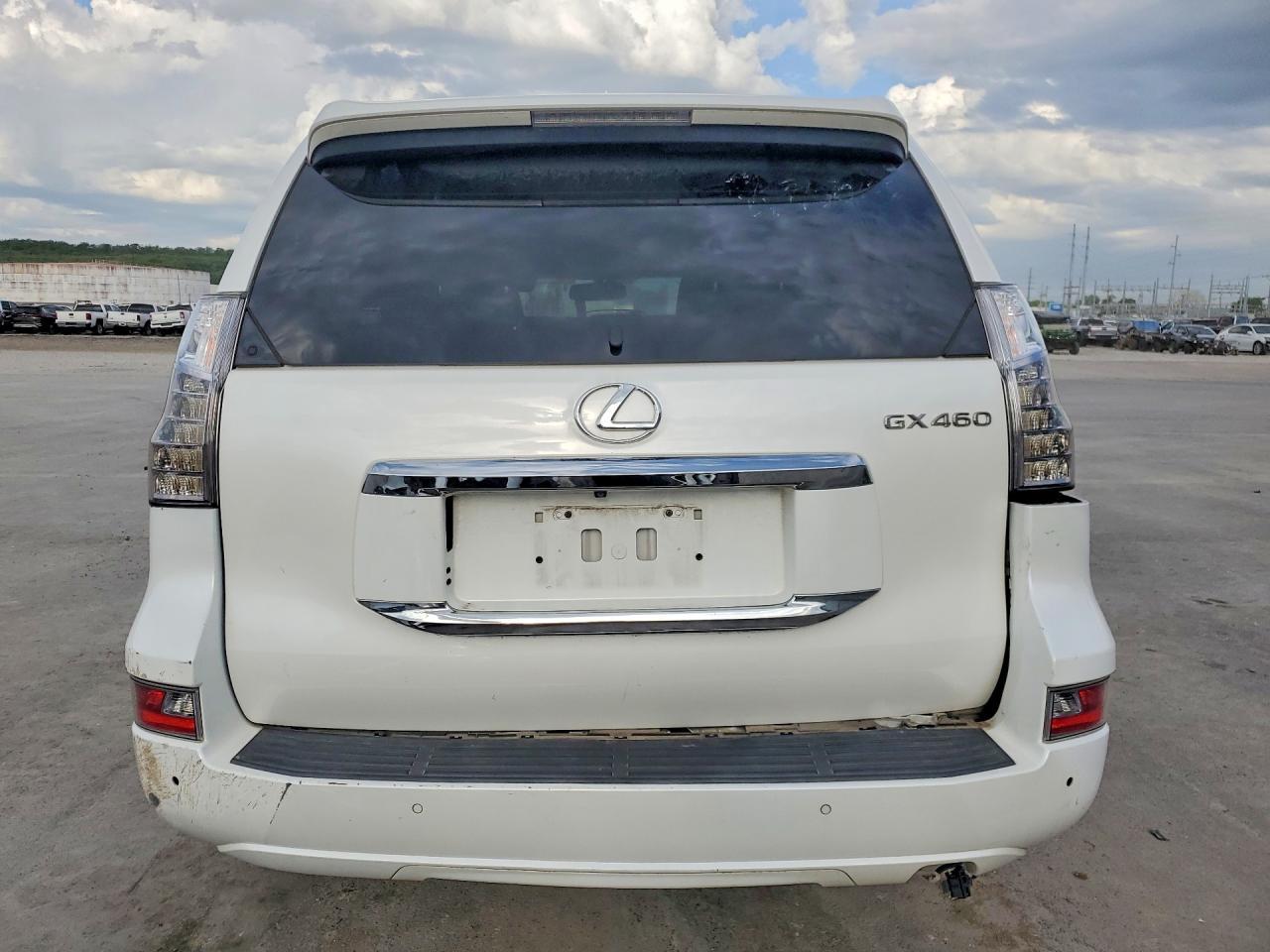 2017 Lexus Gx 460 Luxury - Фото 6