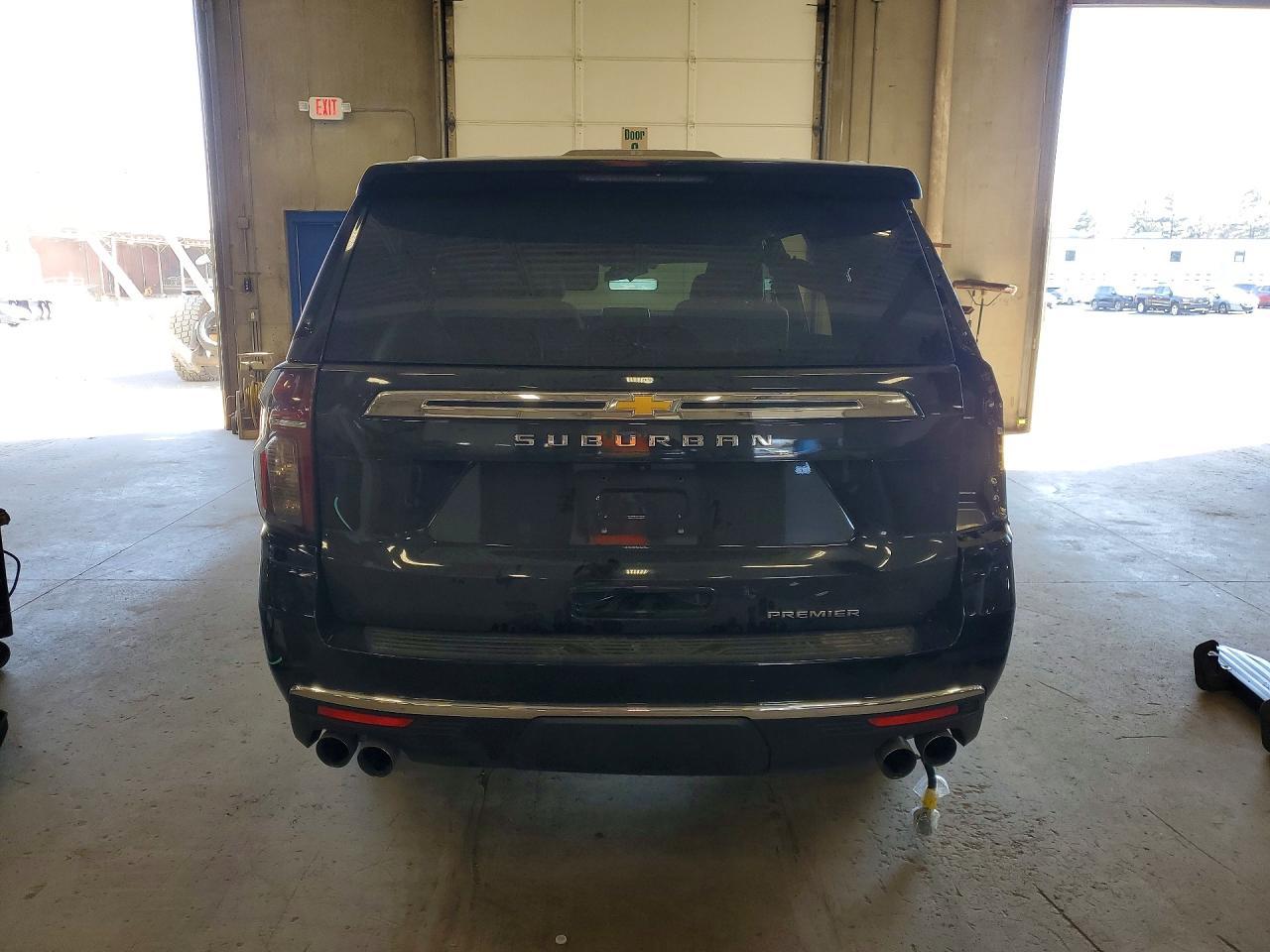2023 Chevrolet Suburban K1500 Premier - Фото 6