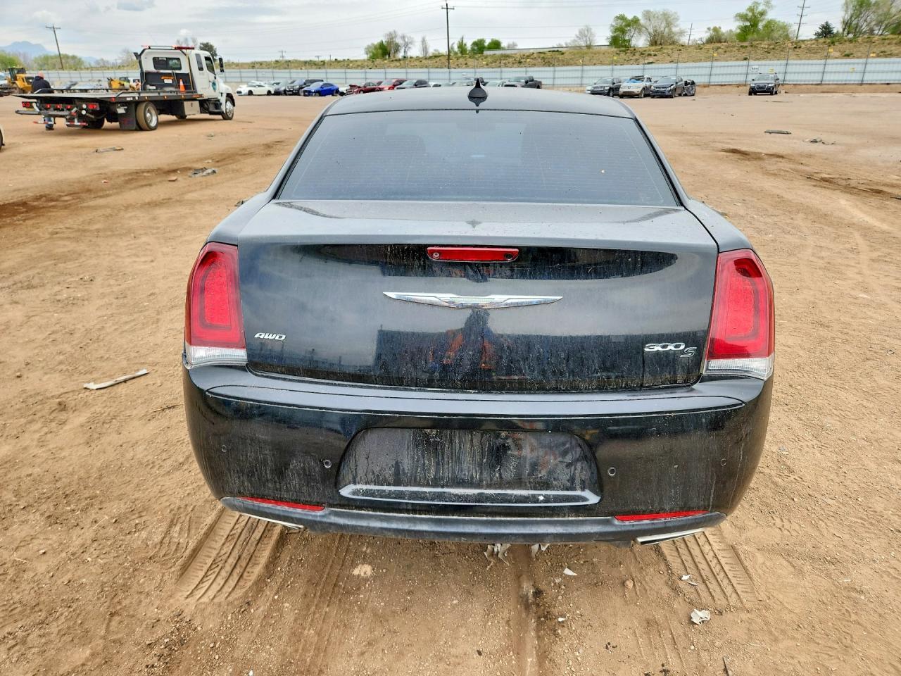2018 Chrysler 300 S - Image 6