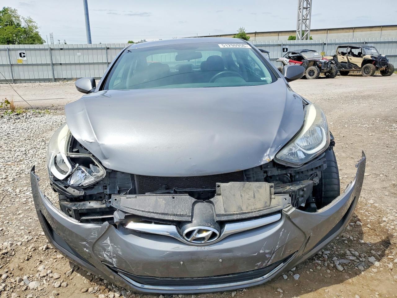 2014 Hyundai Elantra - Image 5