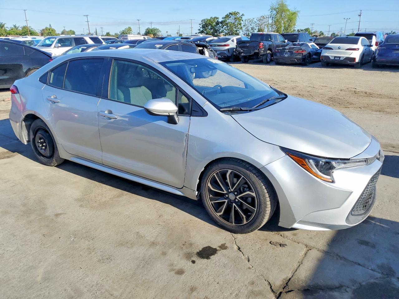 2021 Toyota Corolla Le - Фото 4