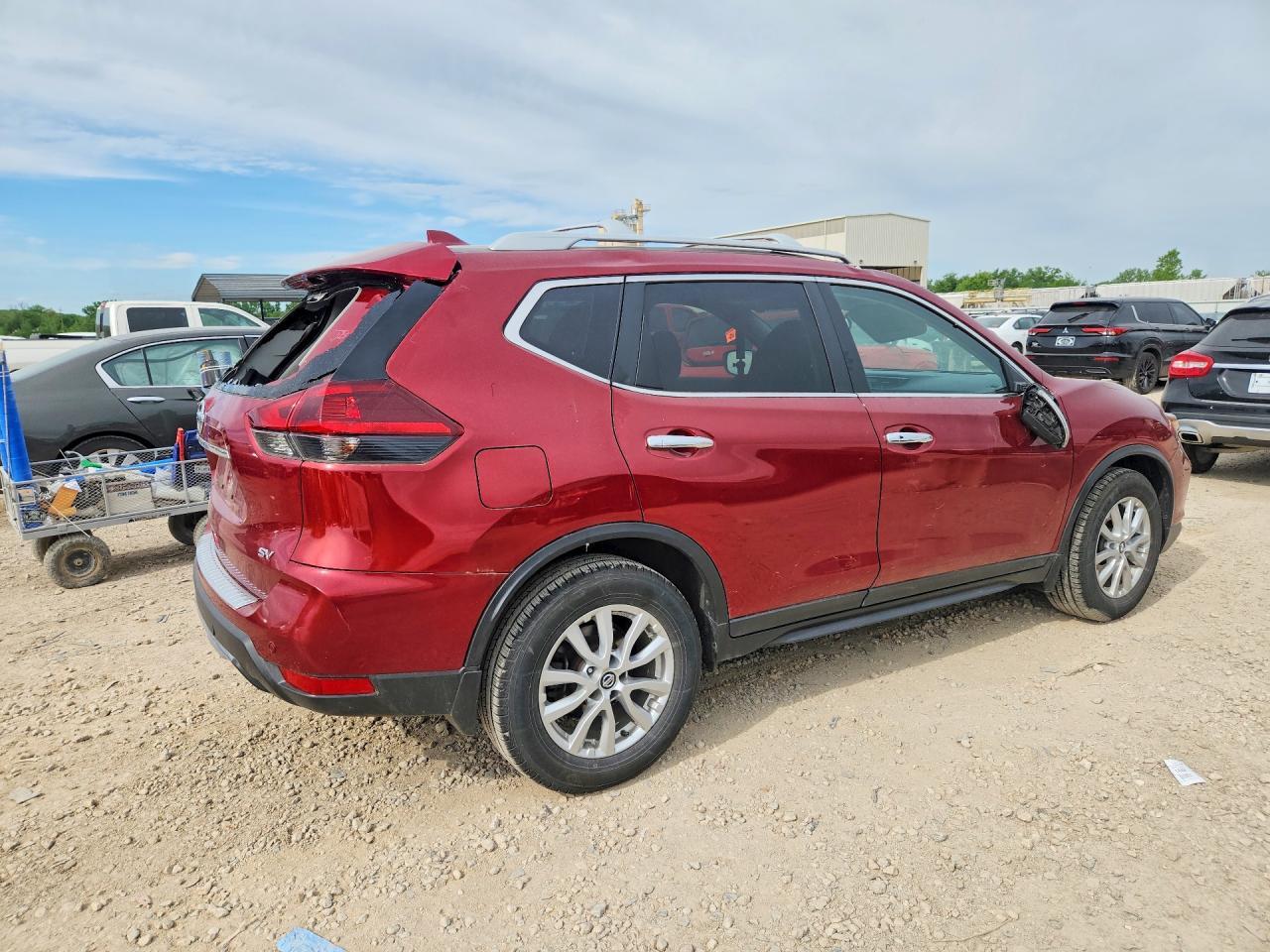 2020 Nissan Rogue Sv - Фото 3