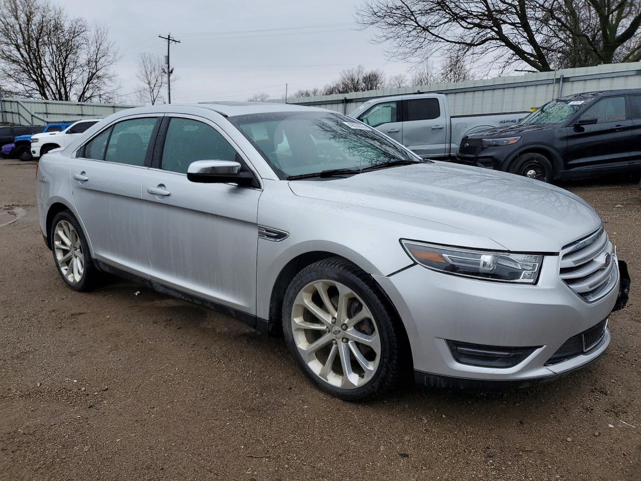 2017 Ford Taurus Limited - Фото 4