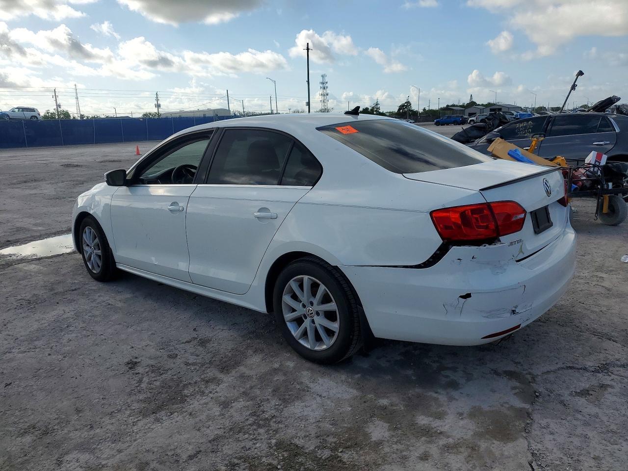2013 Volkswagen Jetta Se - Фото 2