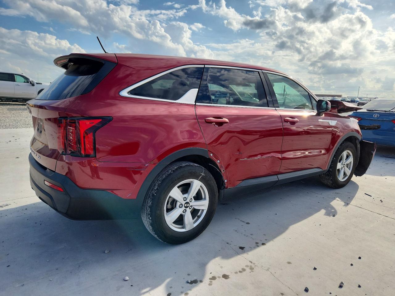 2021 Kia Sorento Lx - Фото 3