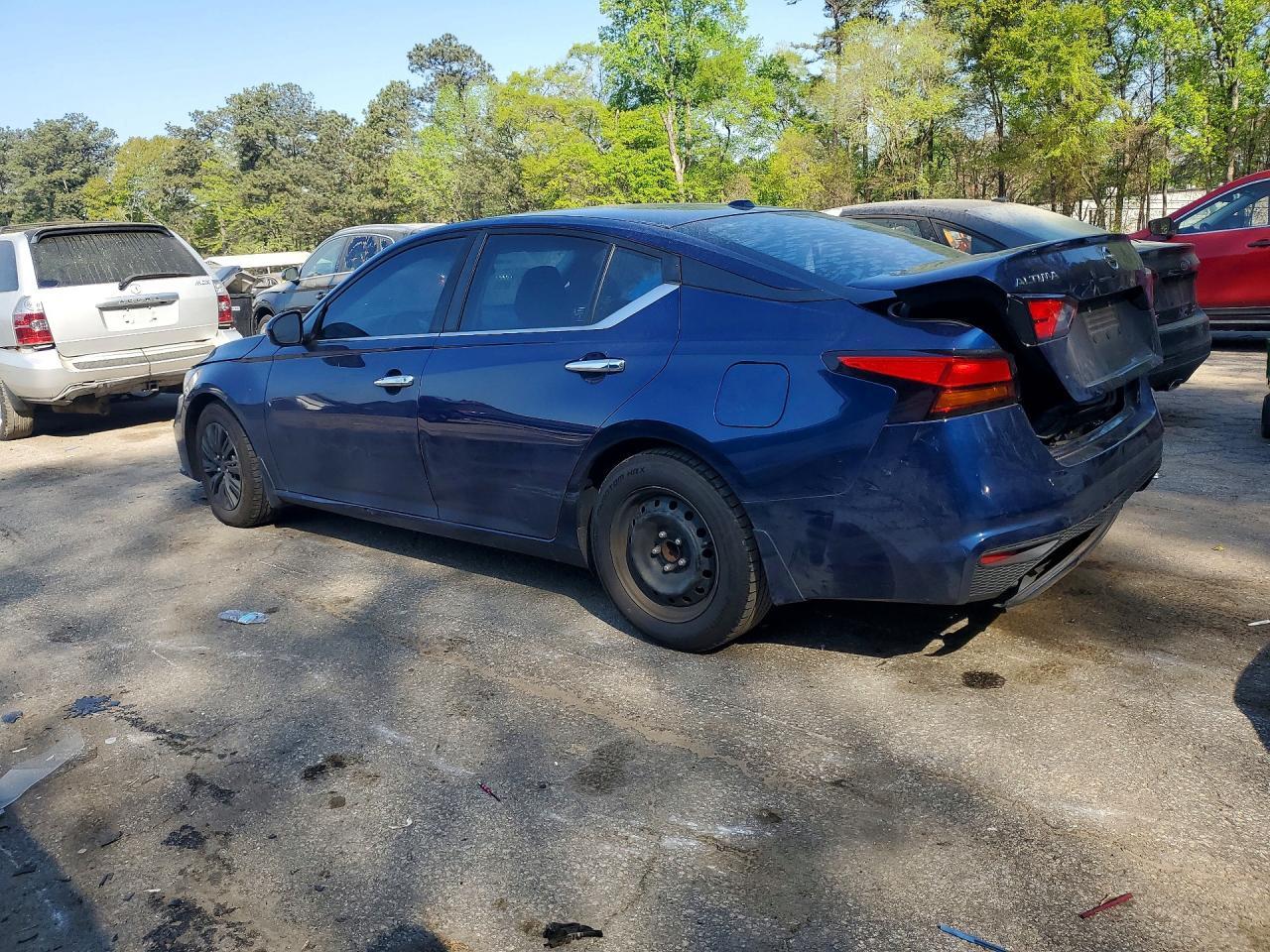 2019 Nissan Altima 2.5 S - Фото 2