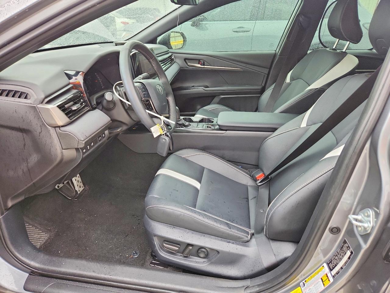 2026 Toyota Camry Se - Image 7