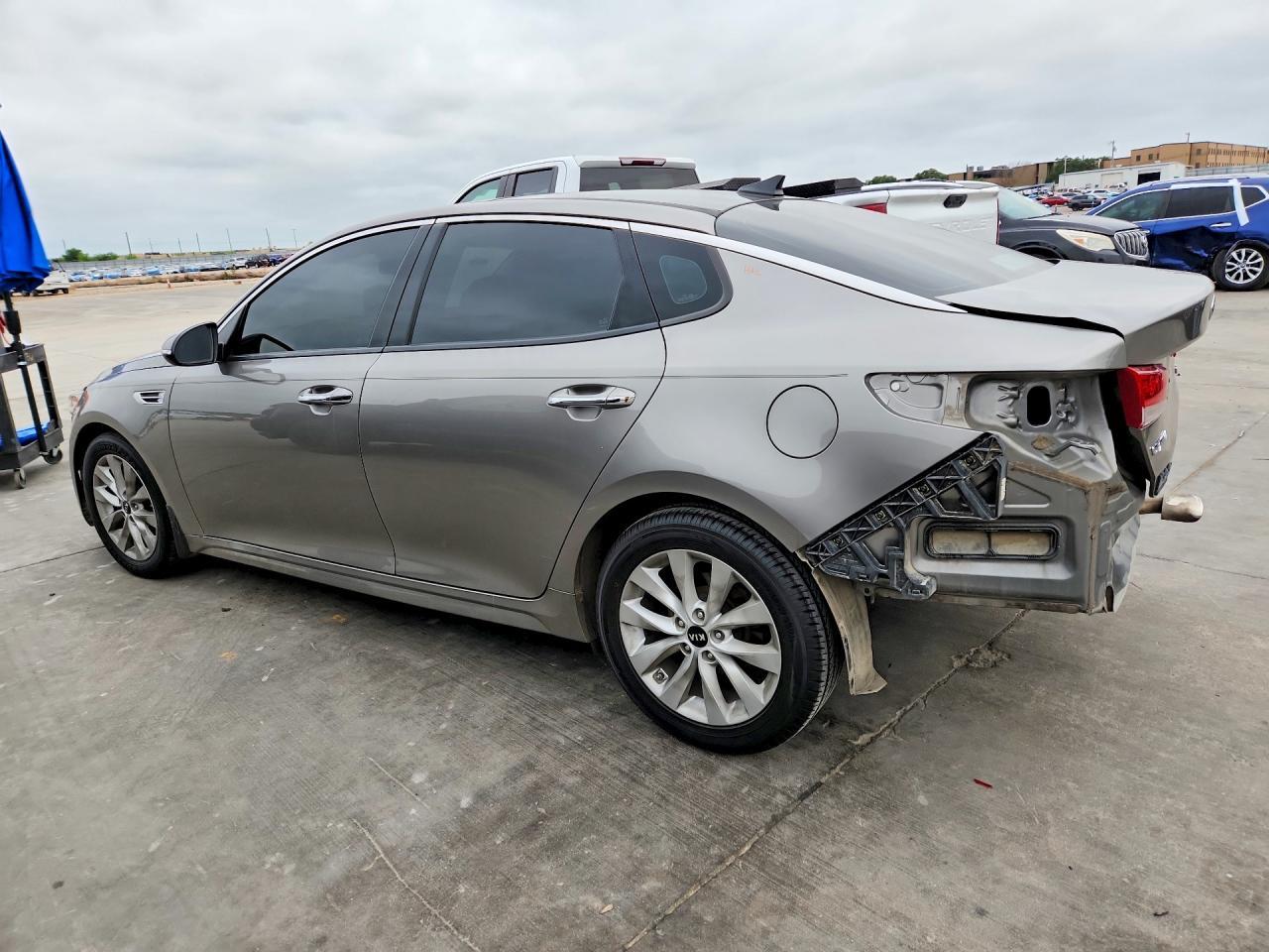 2018 Kia Optima Ex - Фото 2