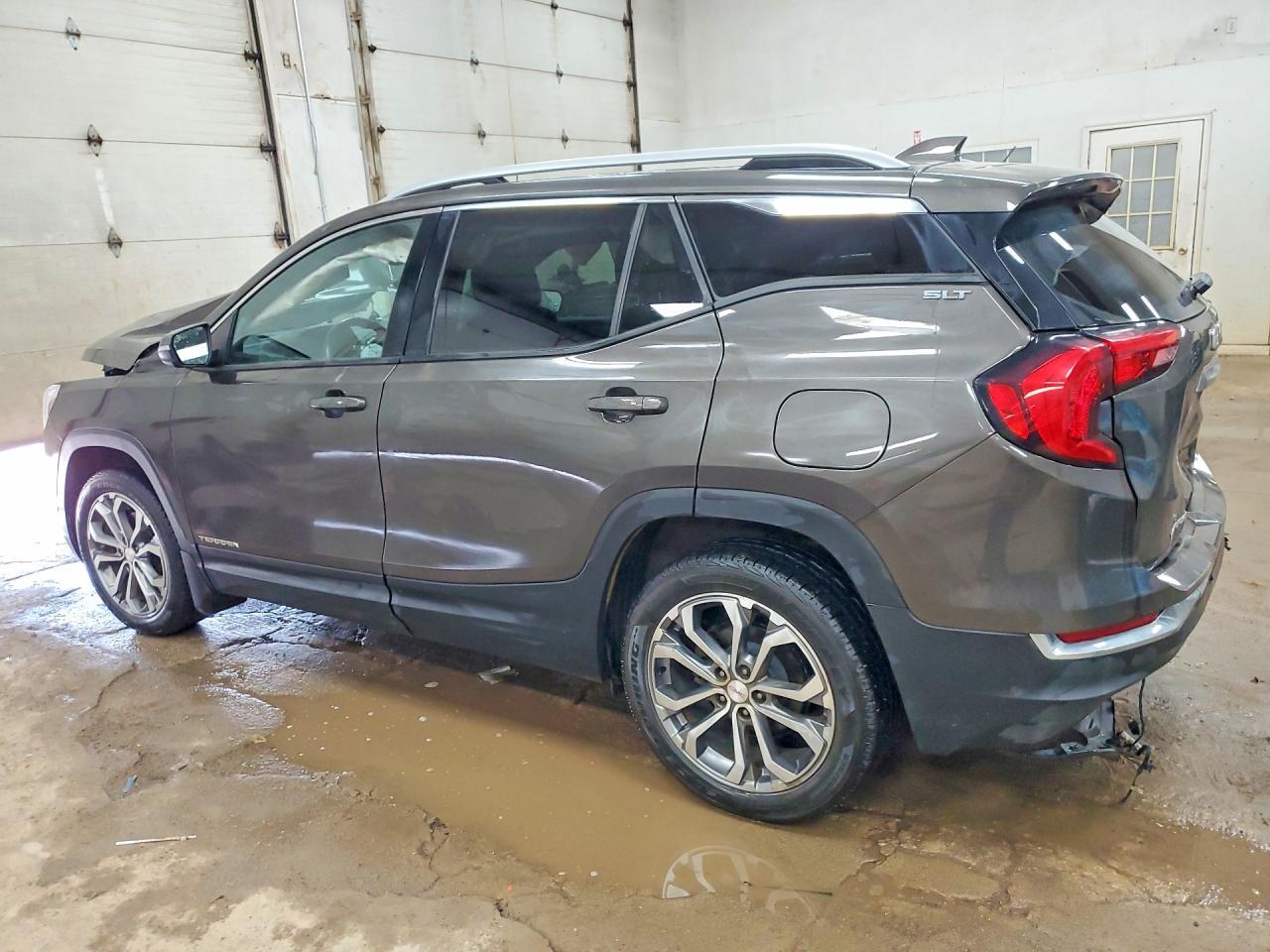 2020 GMC Terrain Slt - Фото 2