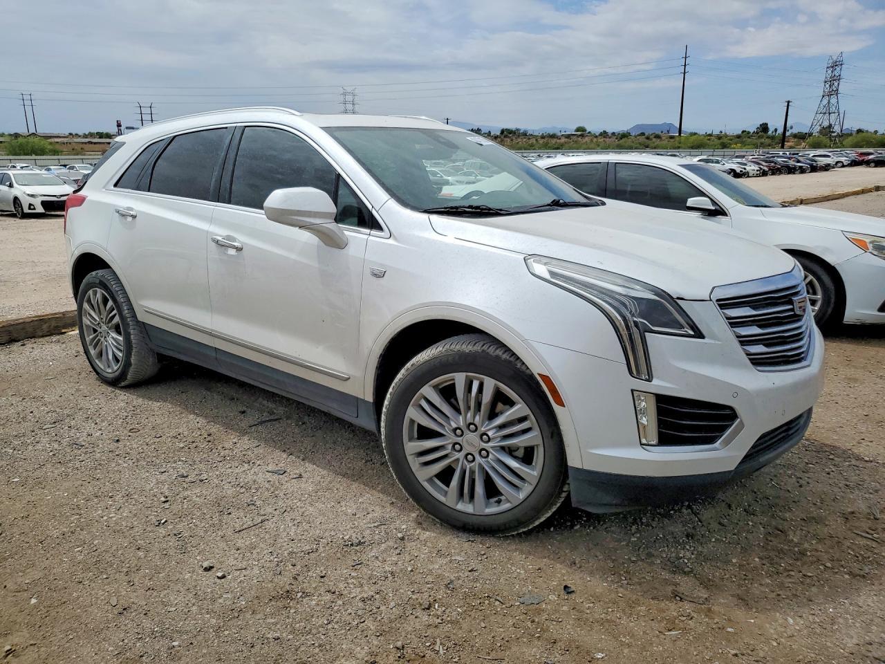 2017 Cadillac Xt5 Luxury - Фото 4