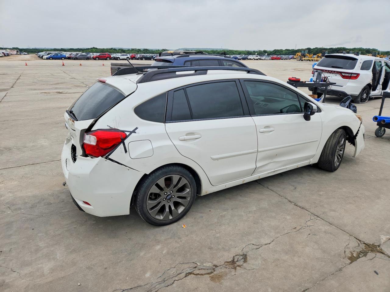 2016 Subaru Impreza Sport Premium - Фото 3