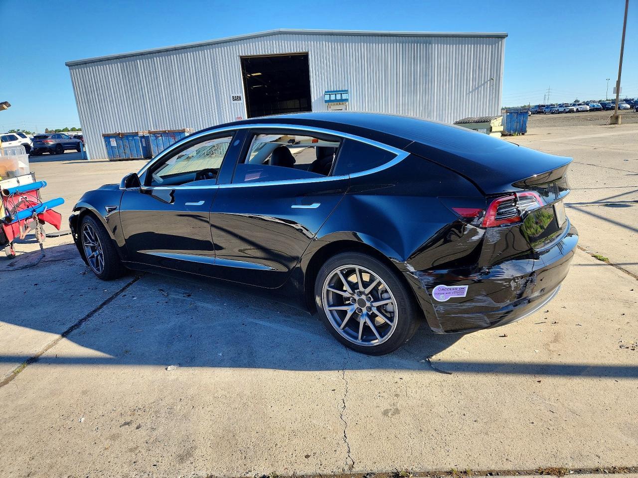 2019 Tesla Model 3 - Фото 2