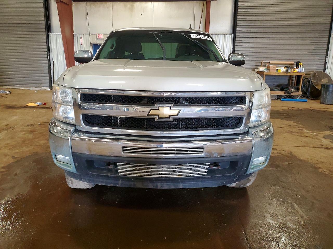 2010 Chevrolet Silverado K1500 Lt - Image 5
