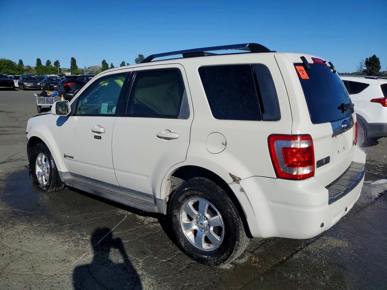 2009 Ford Escape Hybrid - Image 2