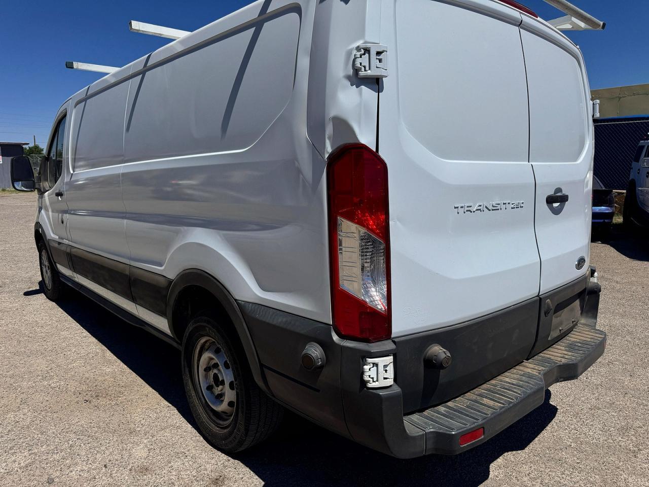 2017 Ford Transit T-250 - Фото 3