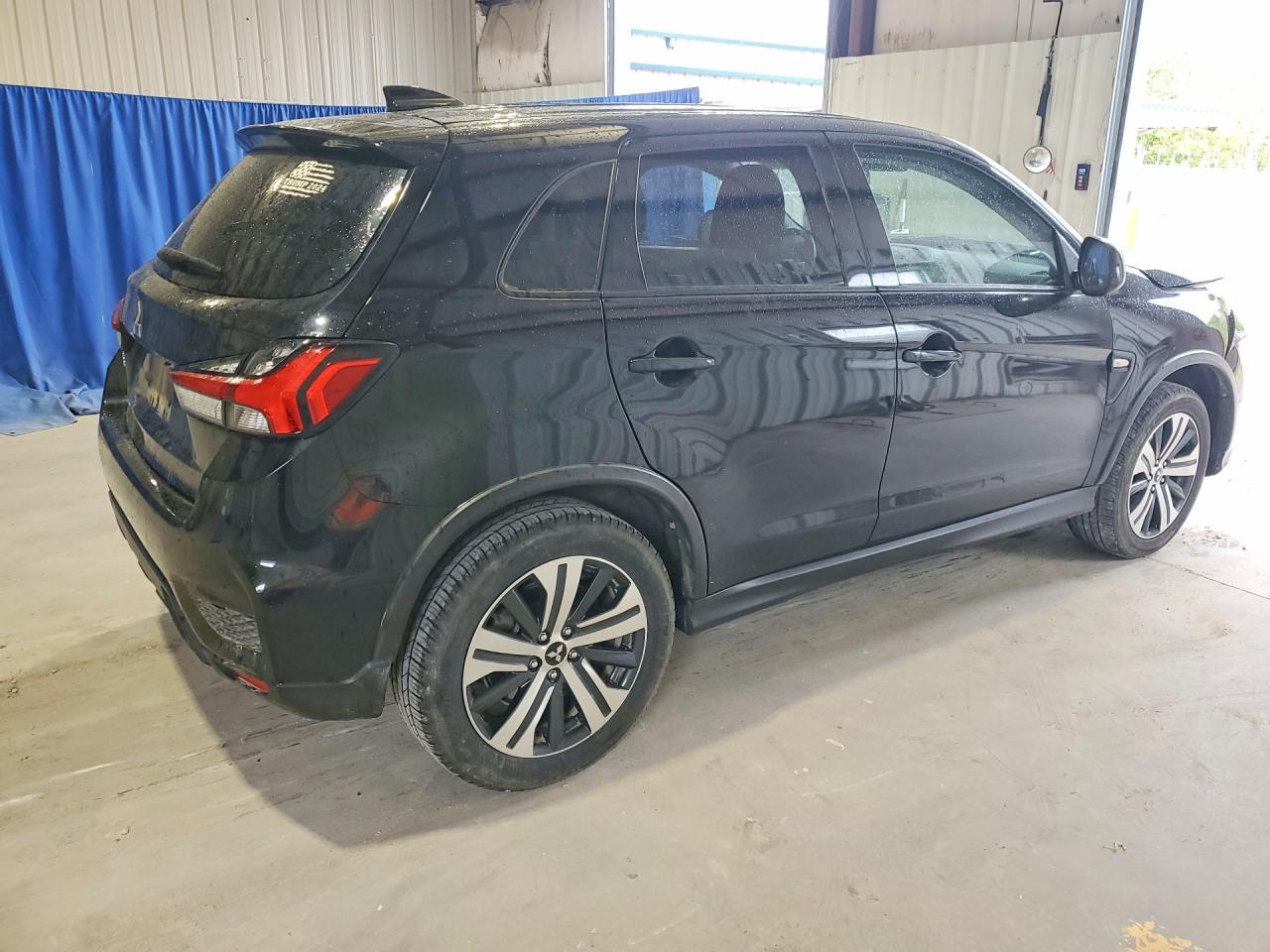 2021 Mitsubishi Outlander Sport Es - Фото 3