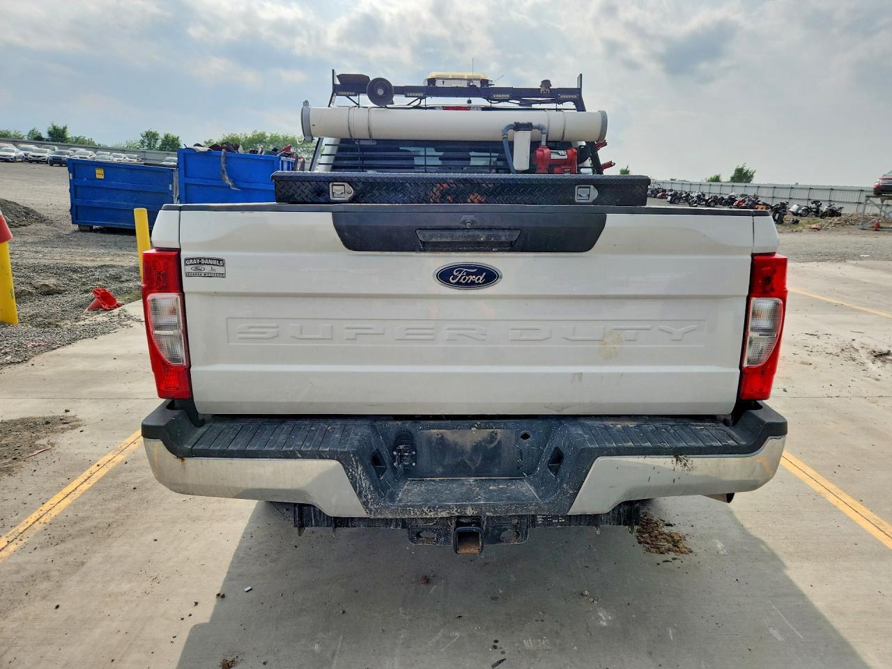 2022 Ford F250 Super Duty - Image 6