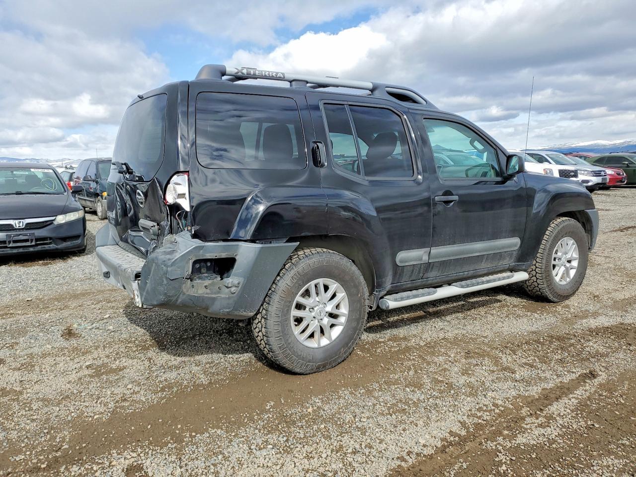 2015 Nissan Xterra S - Фото 3