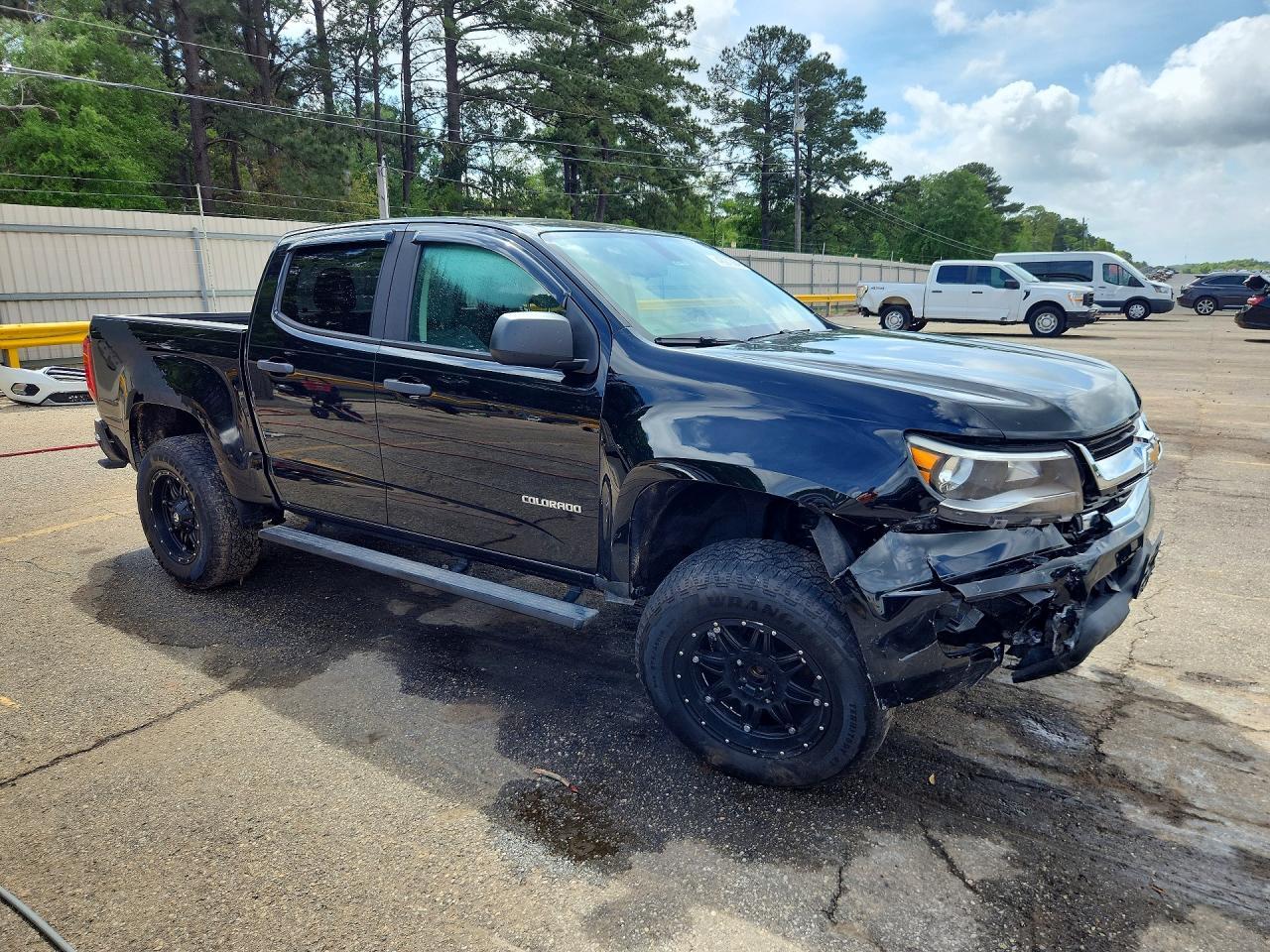 2018 Chevrolet Colorado - Image 4