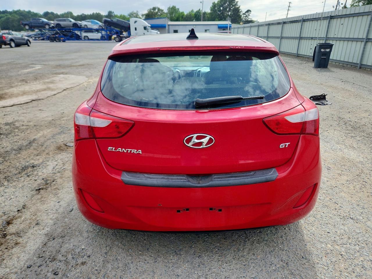 2013 Hyundai Elantra Gt Base - Фото 6
