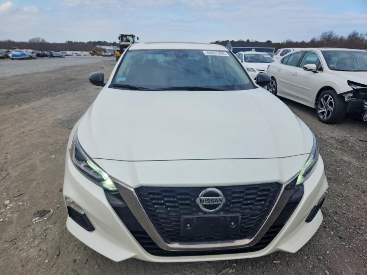 2020 Nissan Altima Sr - Фото 5