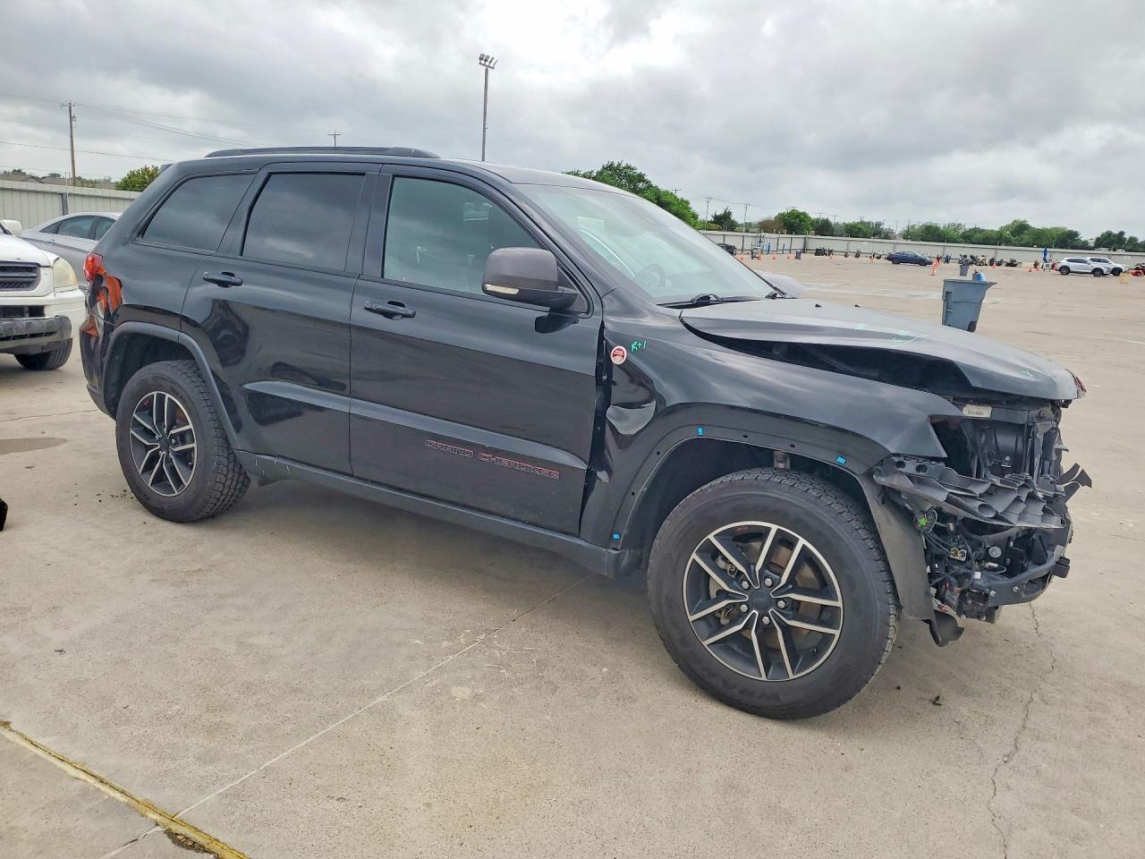 2019 Jeep Grand Cherokee Trailhawk - Image 4