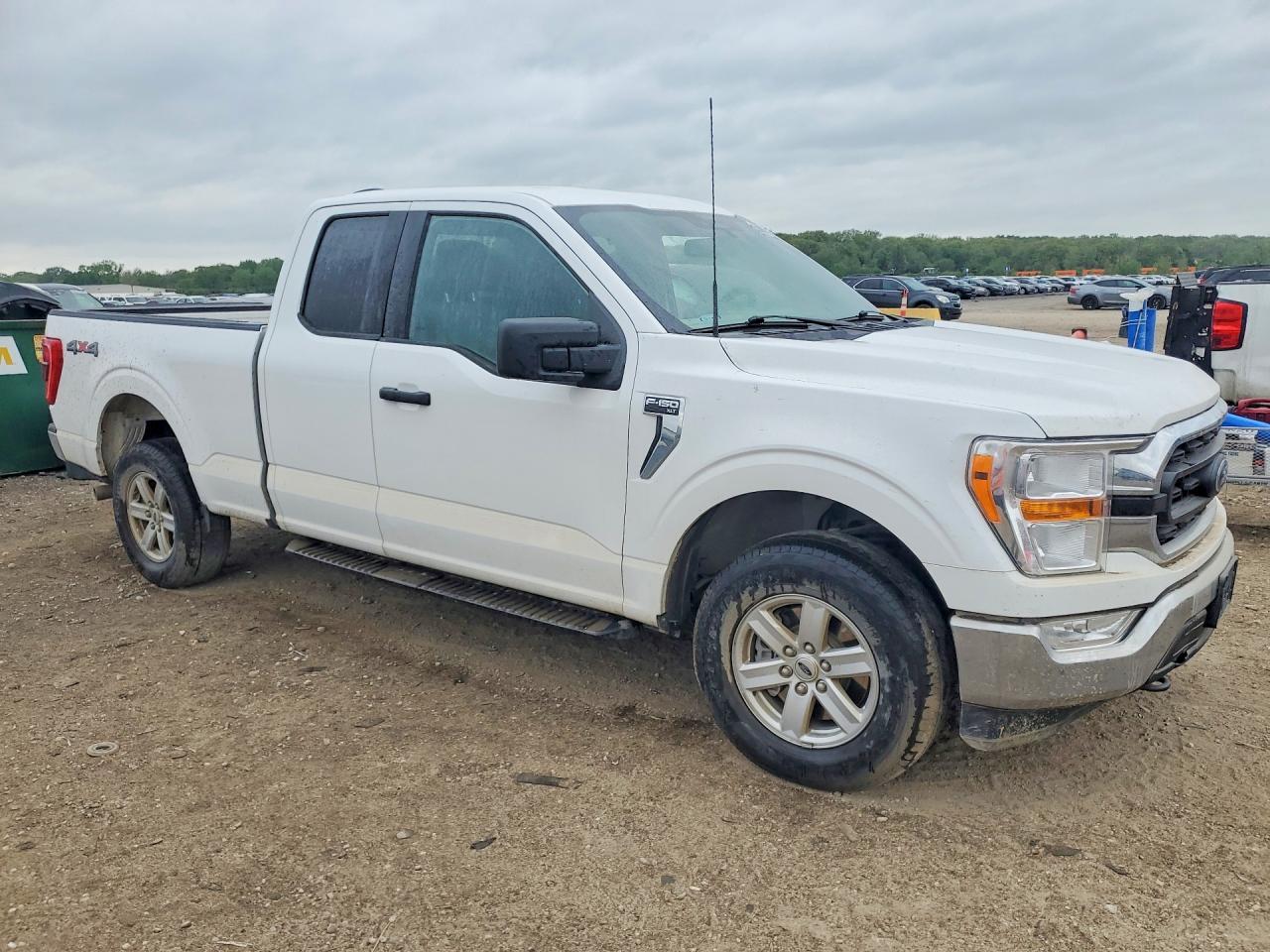 2022 Ford F150 Super Cab - Image 4