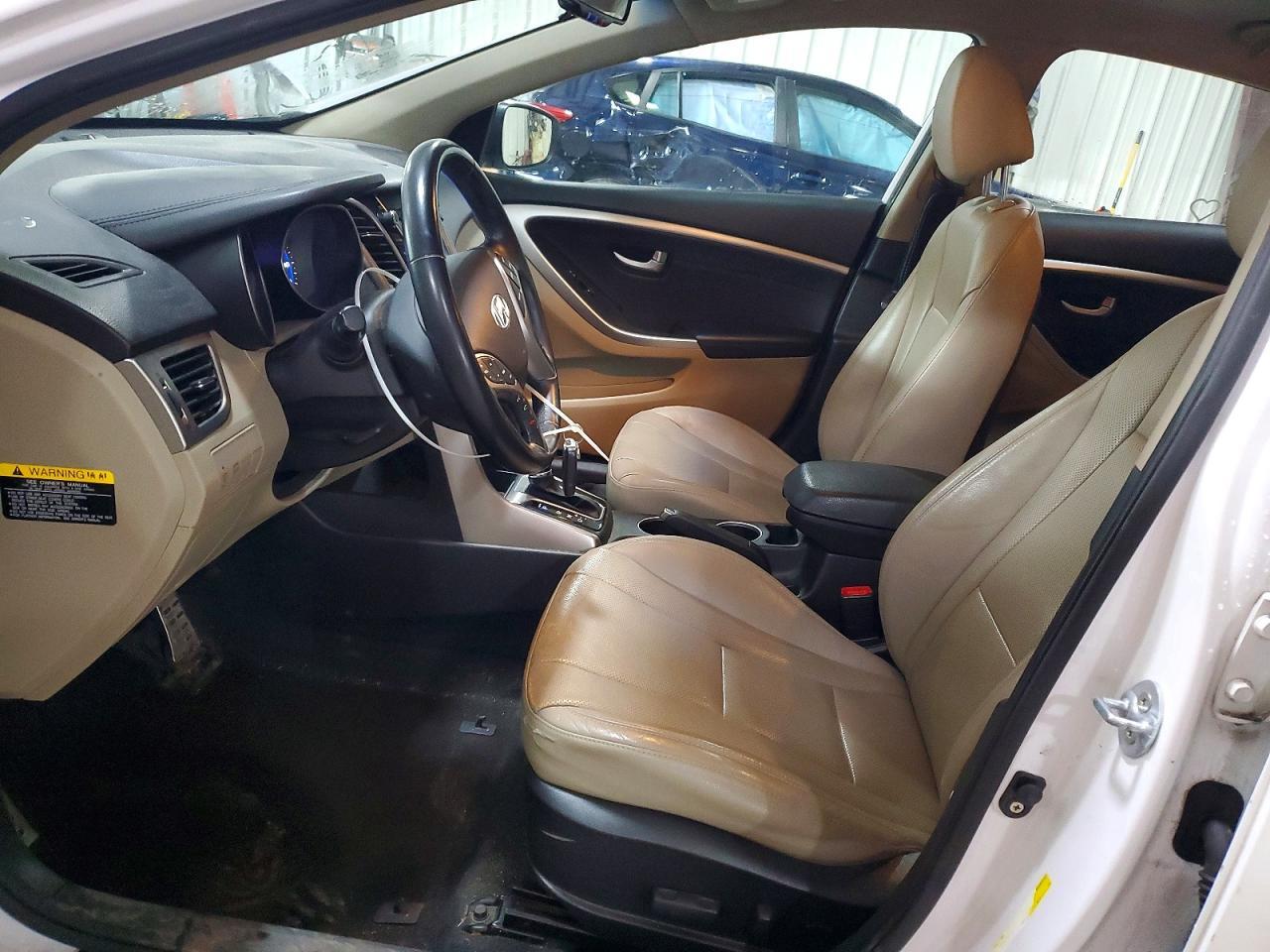 2015 Hyundai Elantra Gt Base - Image 7