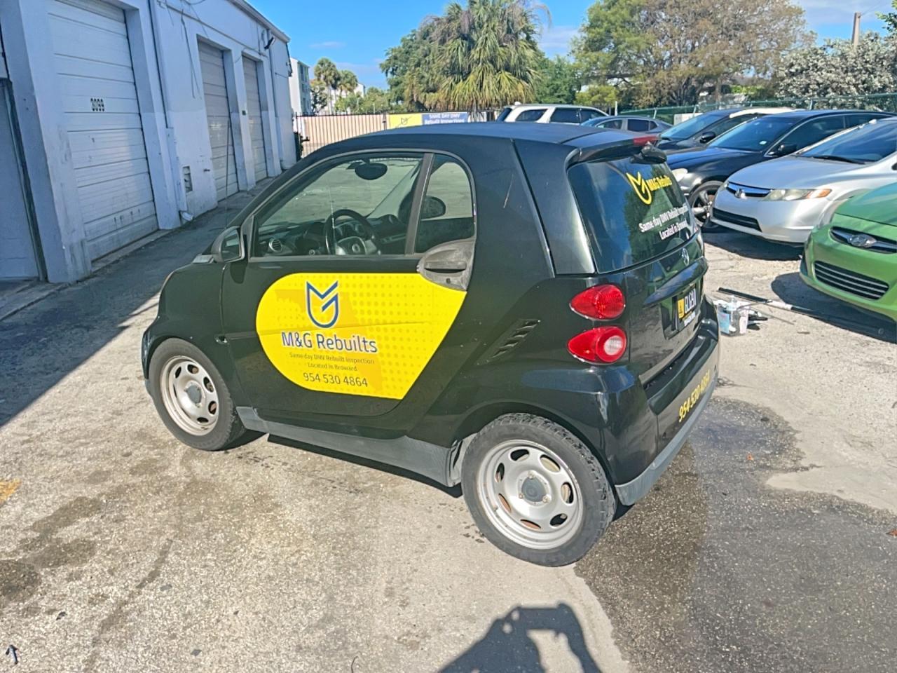 2011 Smart Fortwo Pure - Фото 3