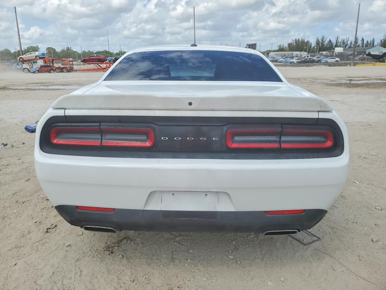 2022 Dodge Challenger Gt - Image 6