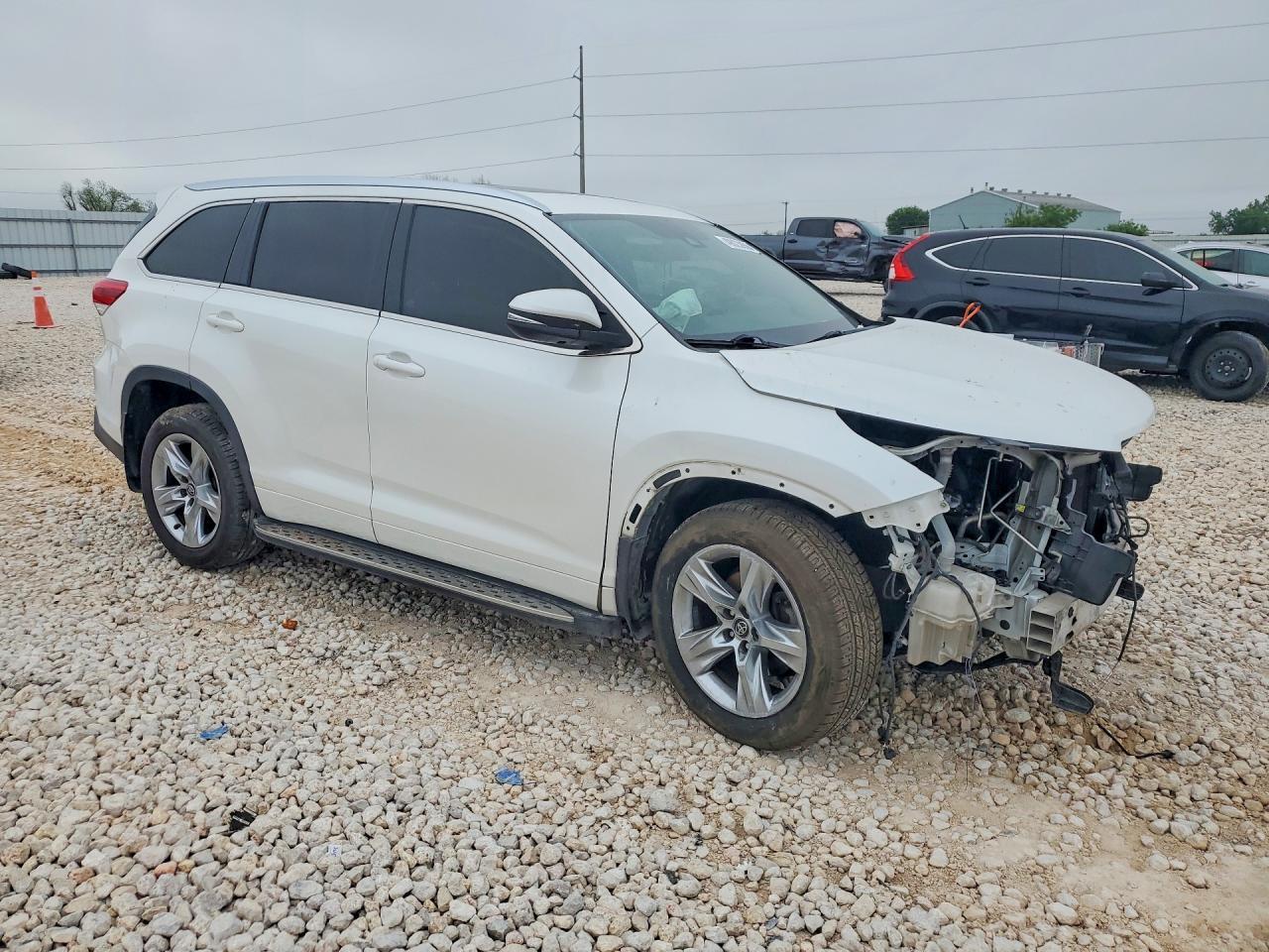 2017 Toyota Highlander - Фото 4
