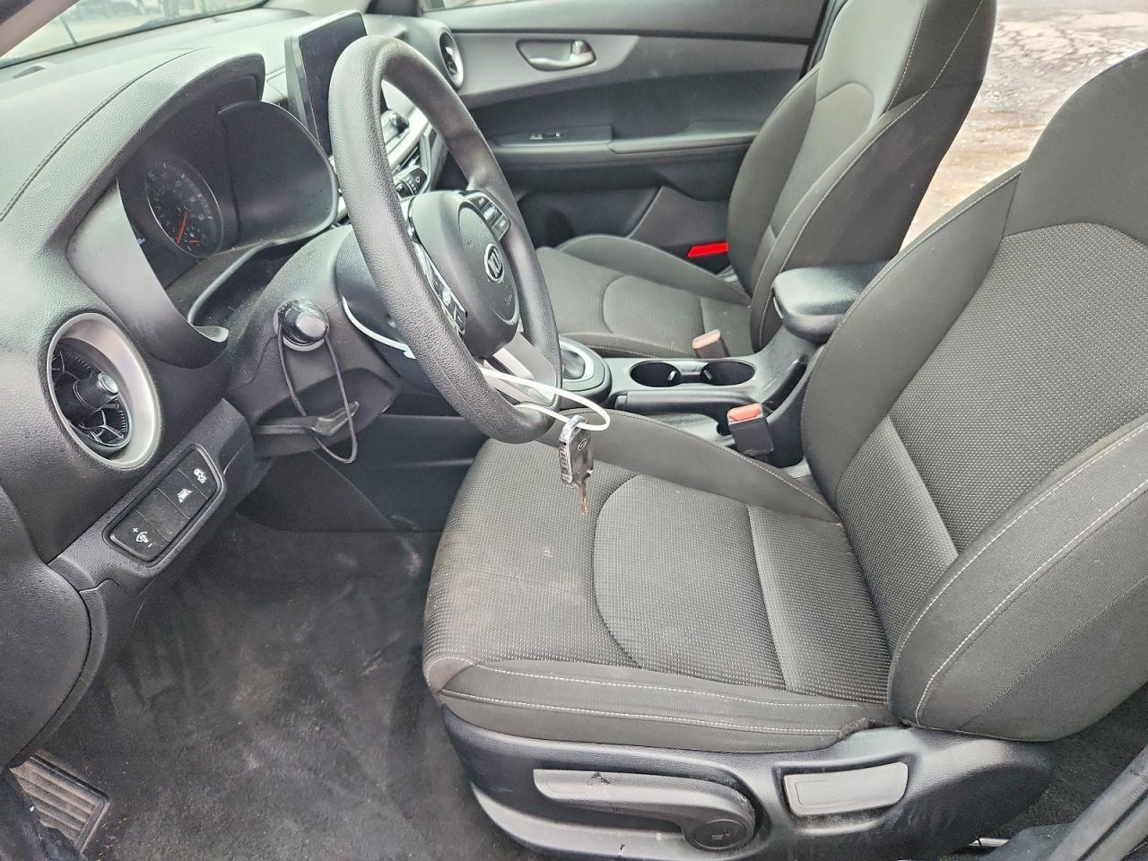 2021 Kia Forte Lxs - Image 7