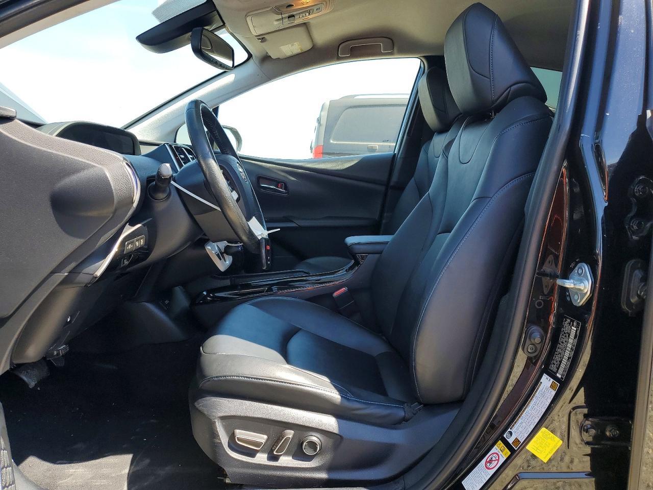 2017 Toyota Prius Four Touring - Фото 7