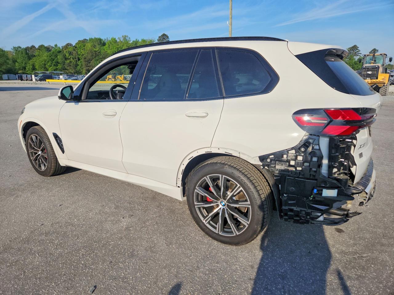2025 BMW X5 xDrive40I - Фото 2