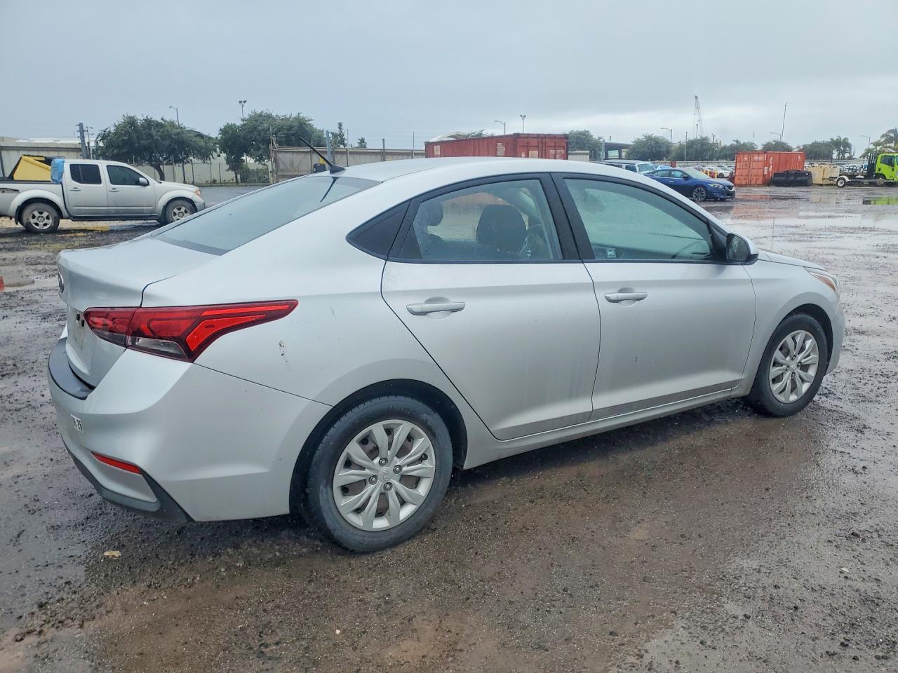 2020 Hyundai Accent Se - Image 3