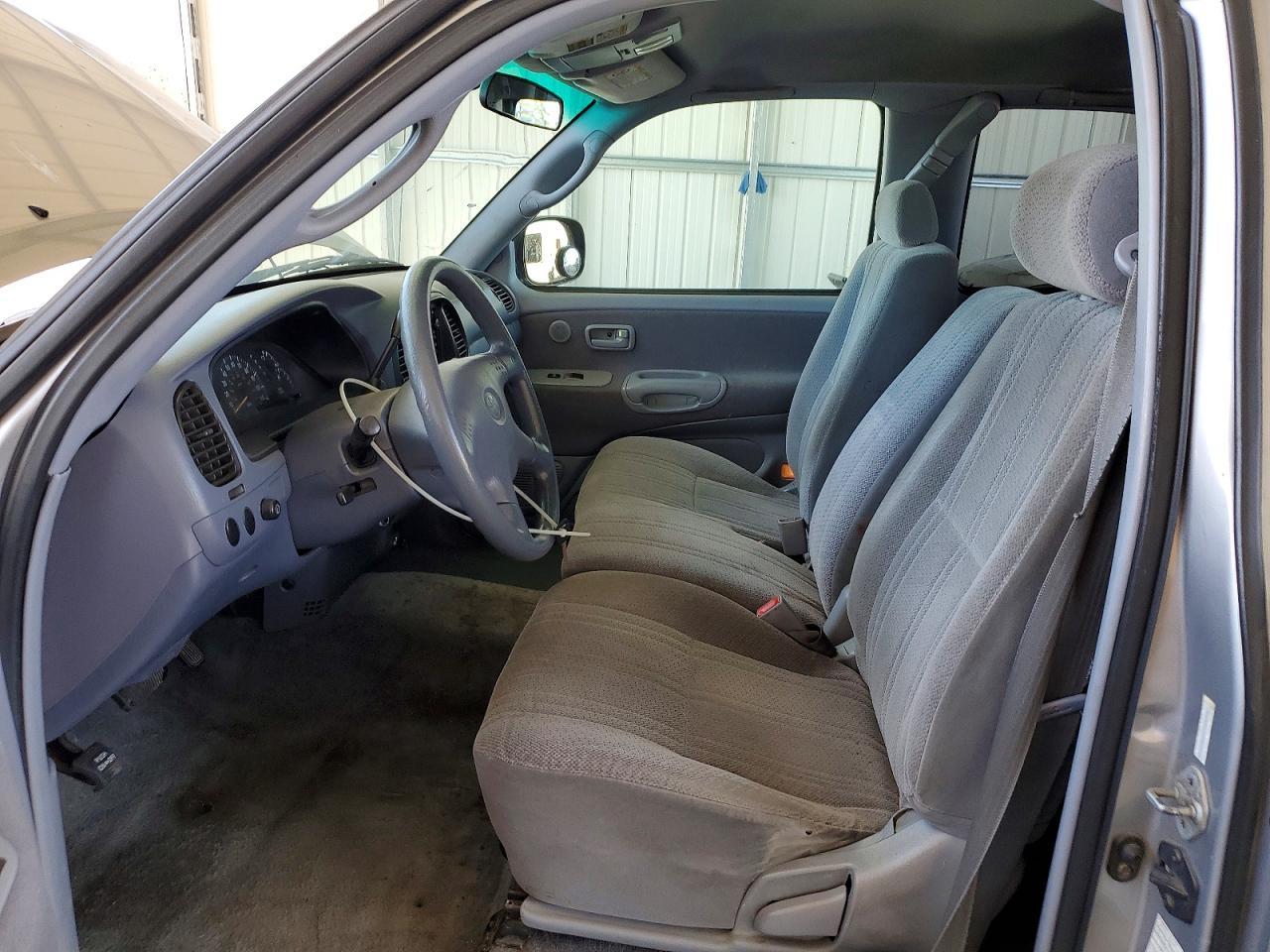 2002 Toyota Tundra Sr5 V8 - Image 7